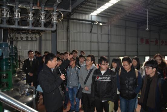 2015年彩宝网app下载应届生见面会召开